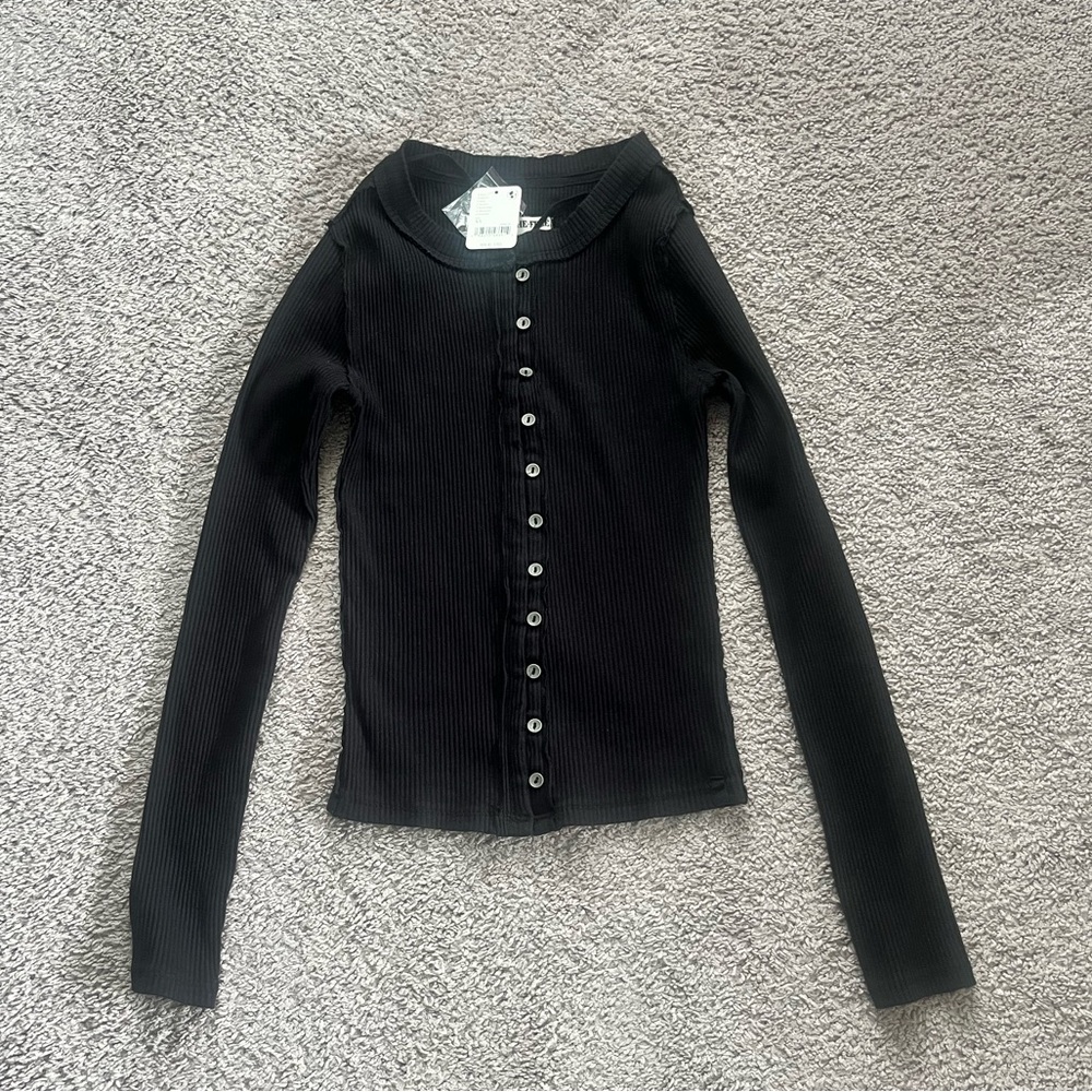 NWT Free People Long sleeve Henley